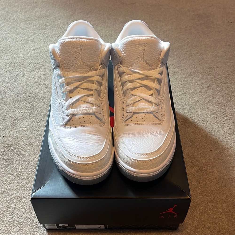 Jordan 3 triple white sz9